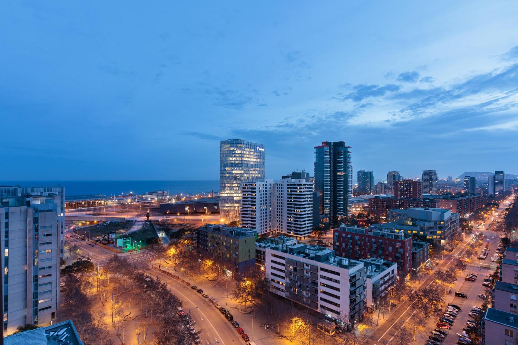 Tembo Barcelona Hotel Sant Adria de Besos Bagian luar foto