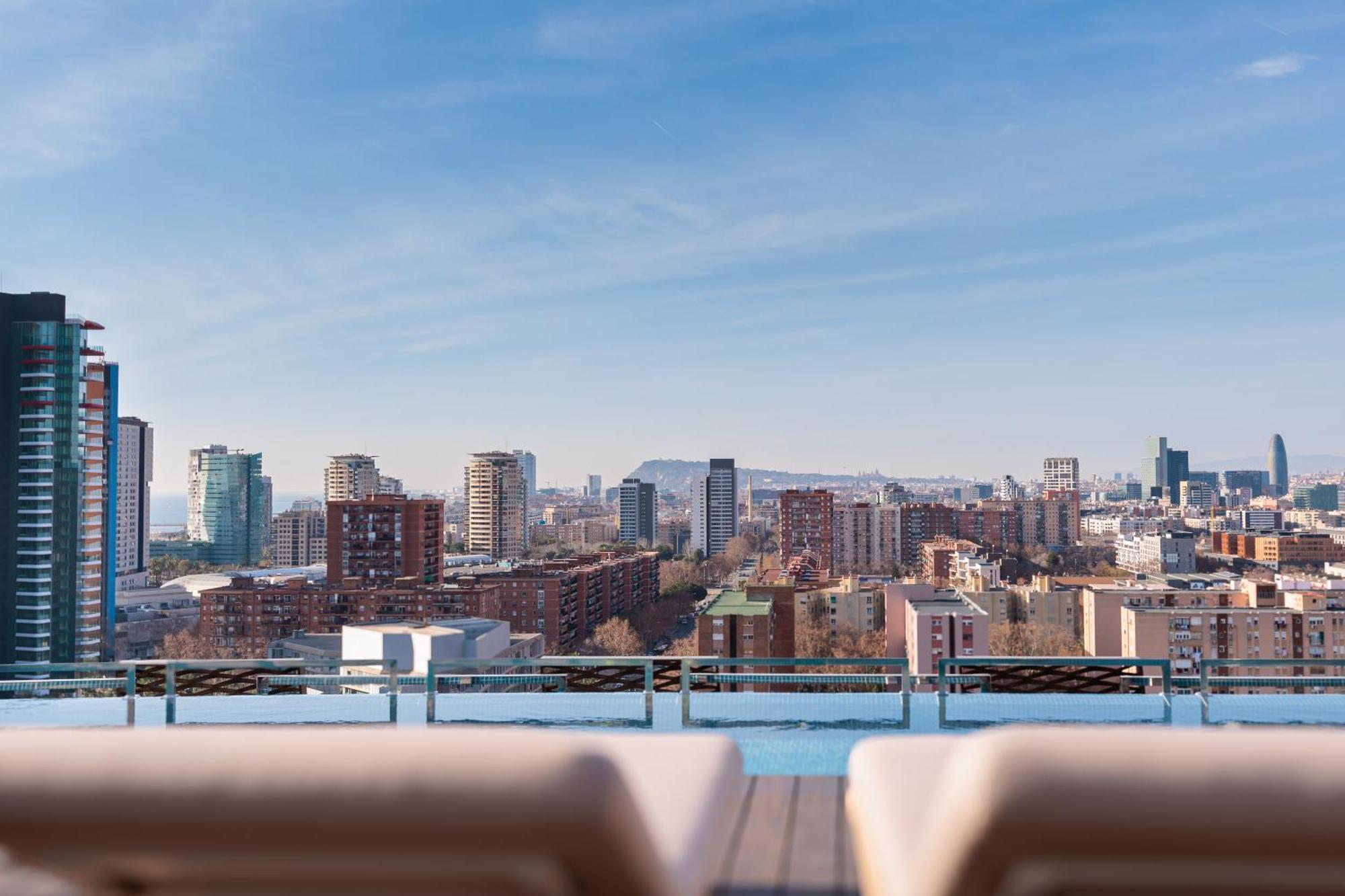 Tembo Barcelona Hotel Sant Adria de Besos Bagian luar foto