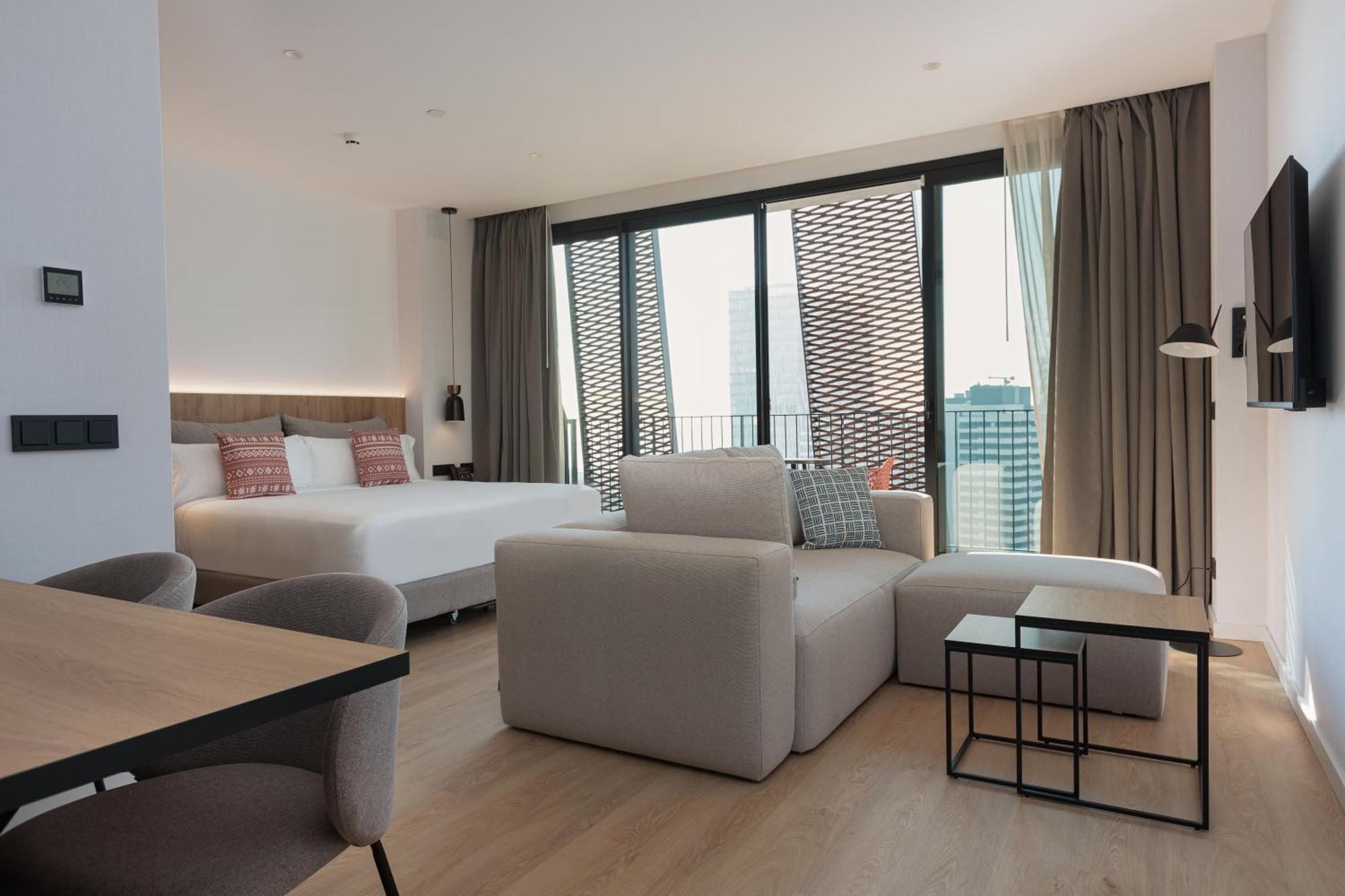 Tembo Barcelona Hotel Sant Adria de Besos Bagian luar foto