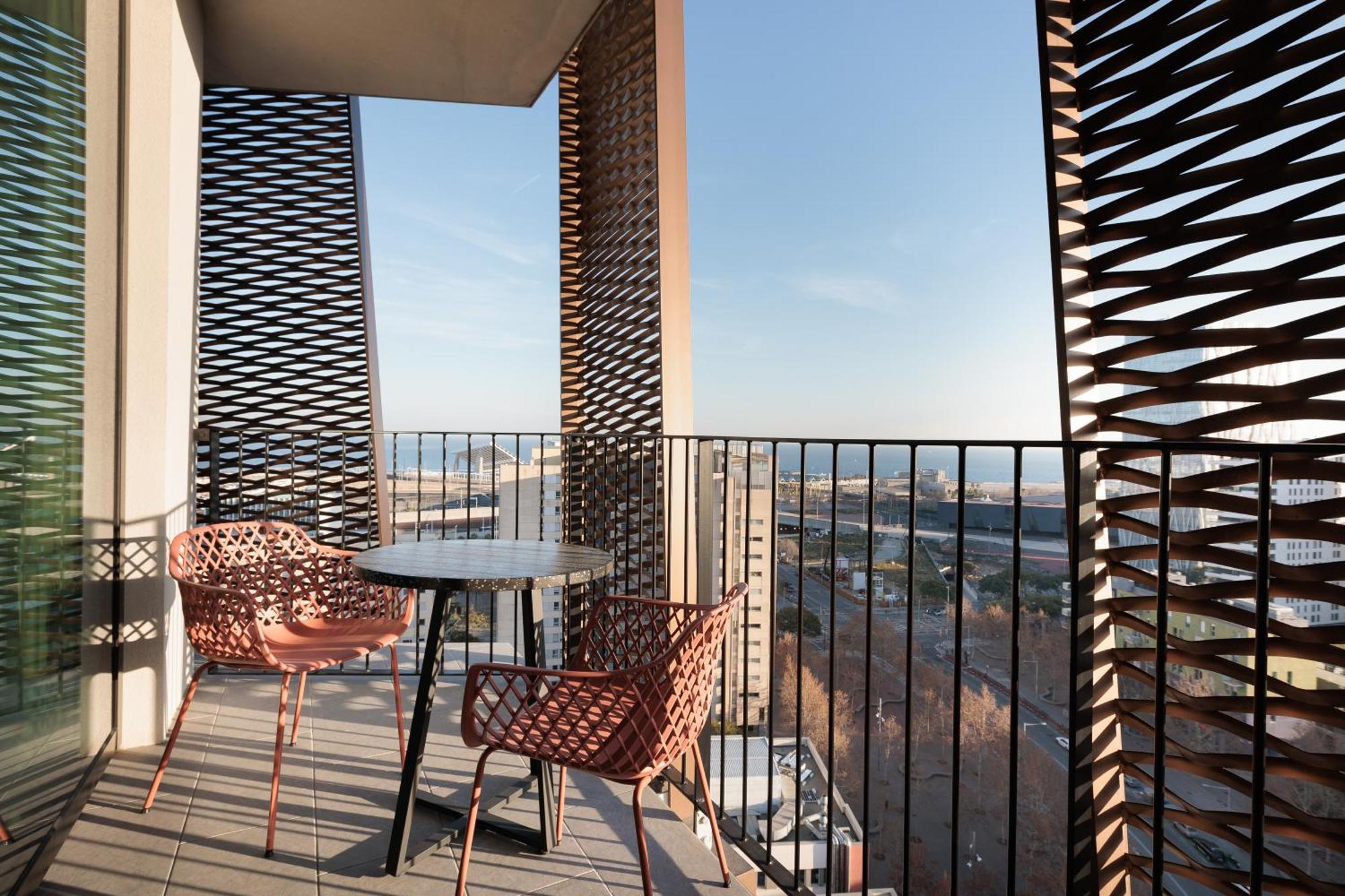 Tembo Barcelona Hotel Sant Adria de Besos Bagian luar foto