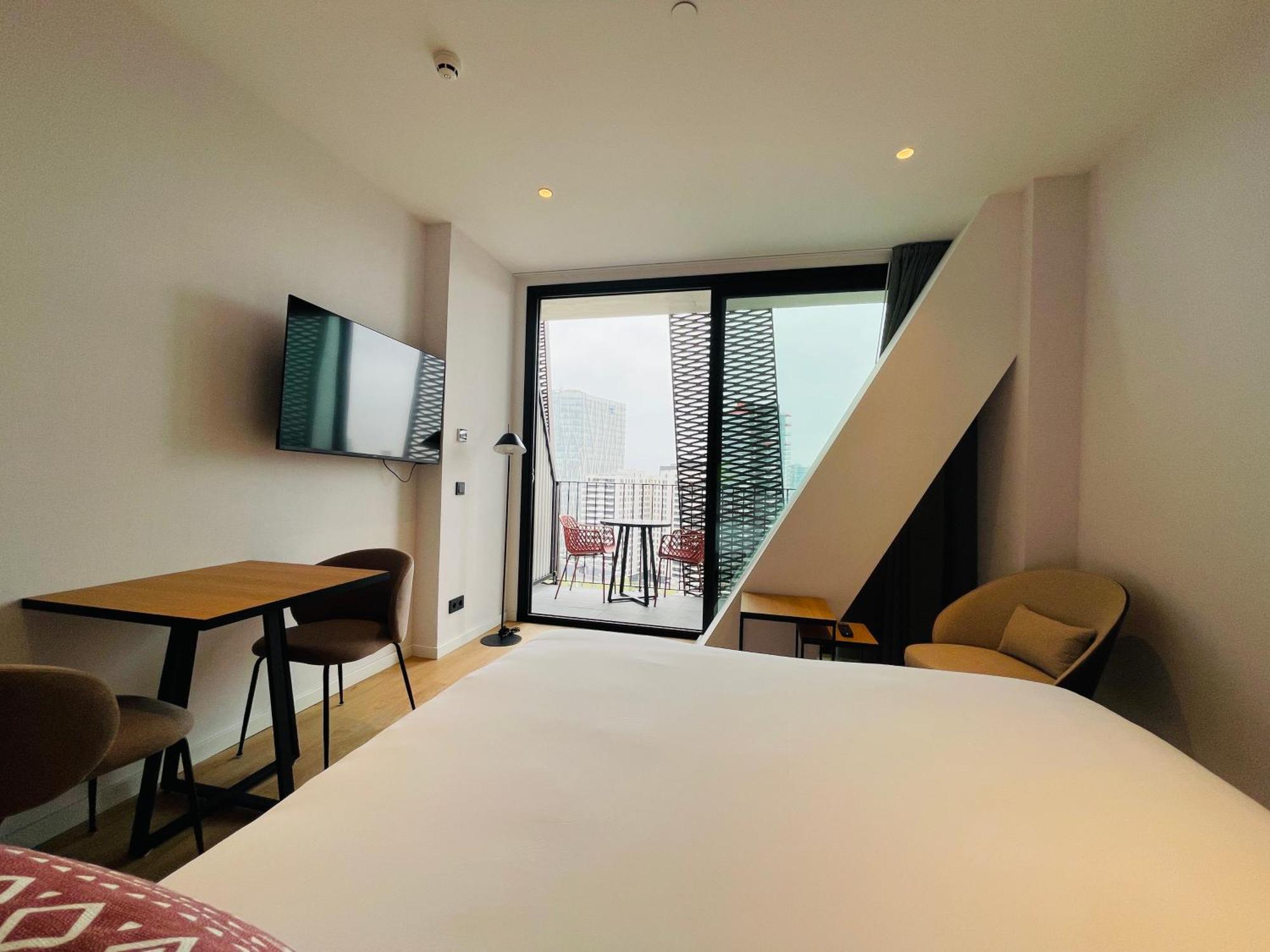 Tembo Barcelona Hotel Sant Adria de Besos Bagian luar foto